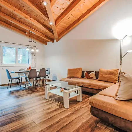 Apartment Ingrid - Fuc170 By Interhome